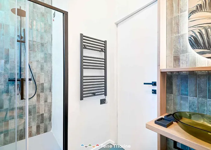 Riflessi Di Mare, Terremarine Apartment